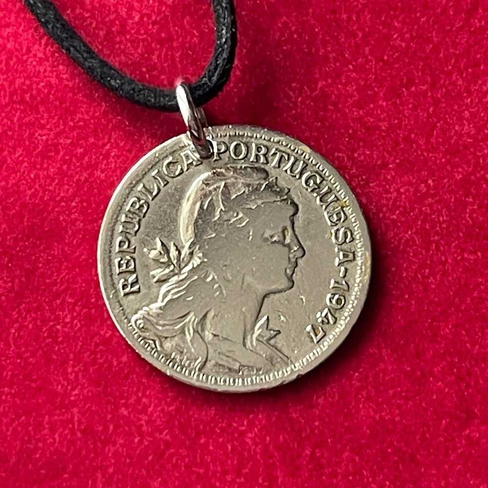 Vintage Portugal Coin Pendant Necklace